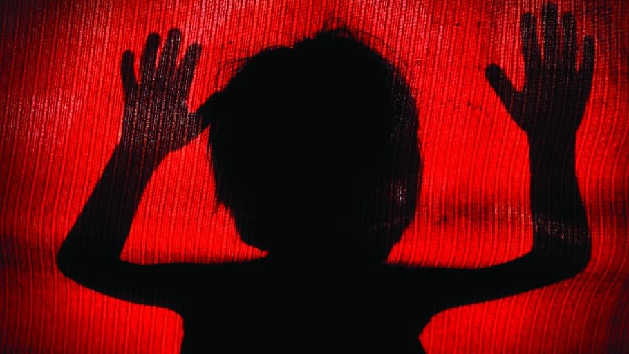 बाल यौन शोषण: सोशल मीडिया पर केवल लिंक फारवर्ड करने से बन सकते हैं आरोपी