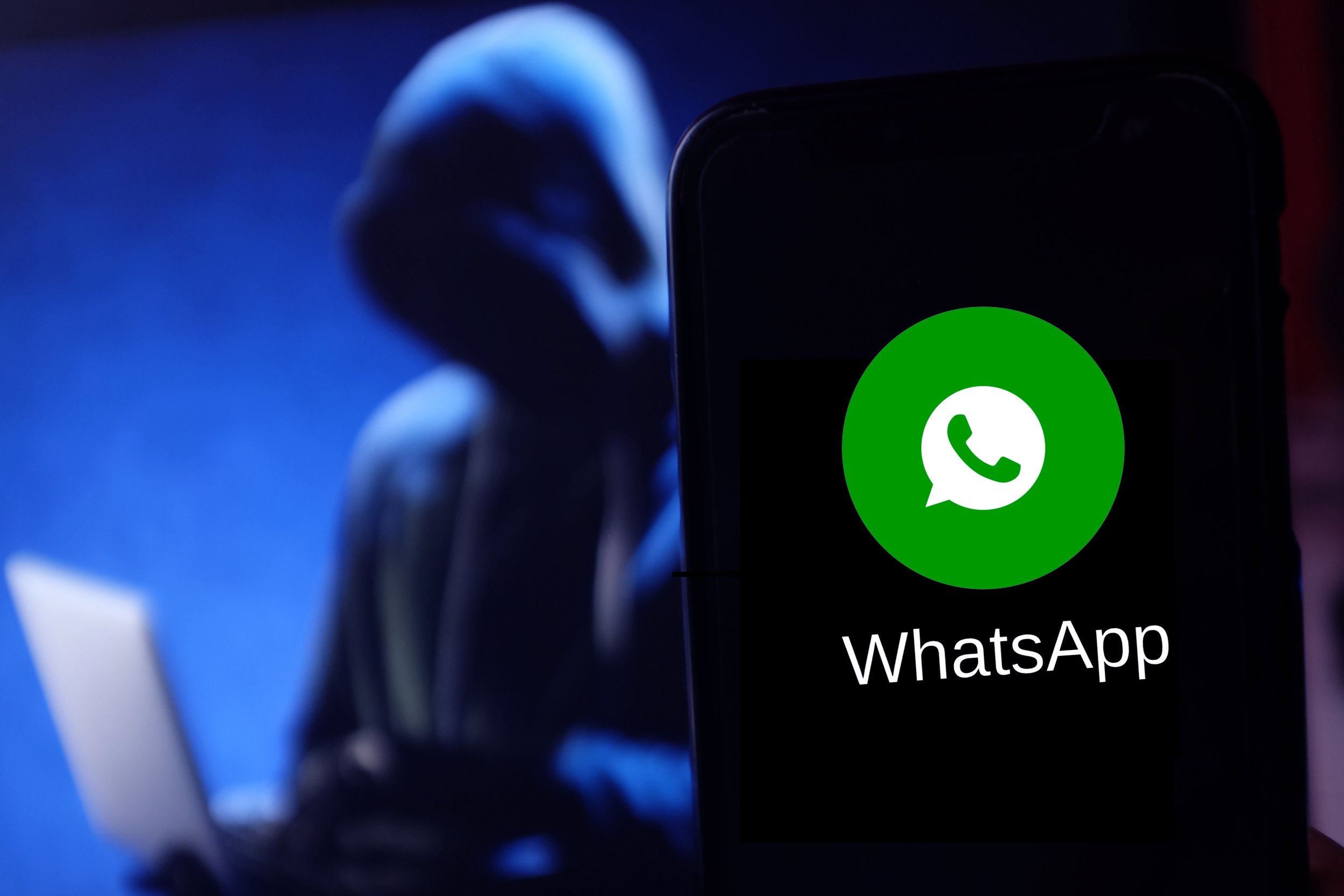 साइबर अपराधी ऐसे कर रहे है लोगों के WhatsApp Account को Hack